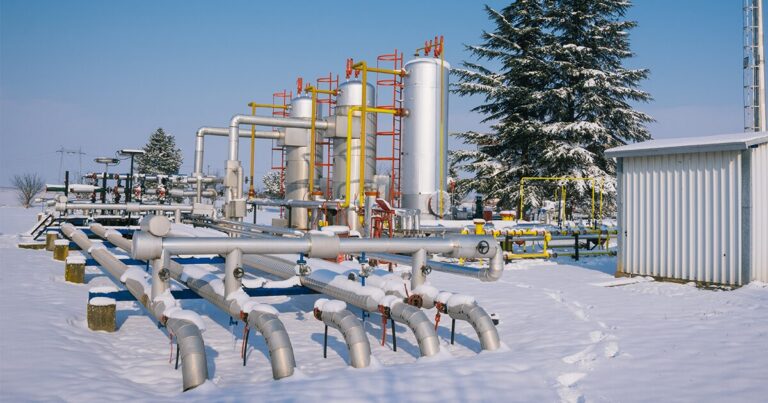 Engineering Resilience in Sub-Zero Environments: A Guide to Low-Temperature Coatings